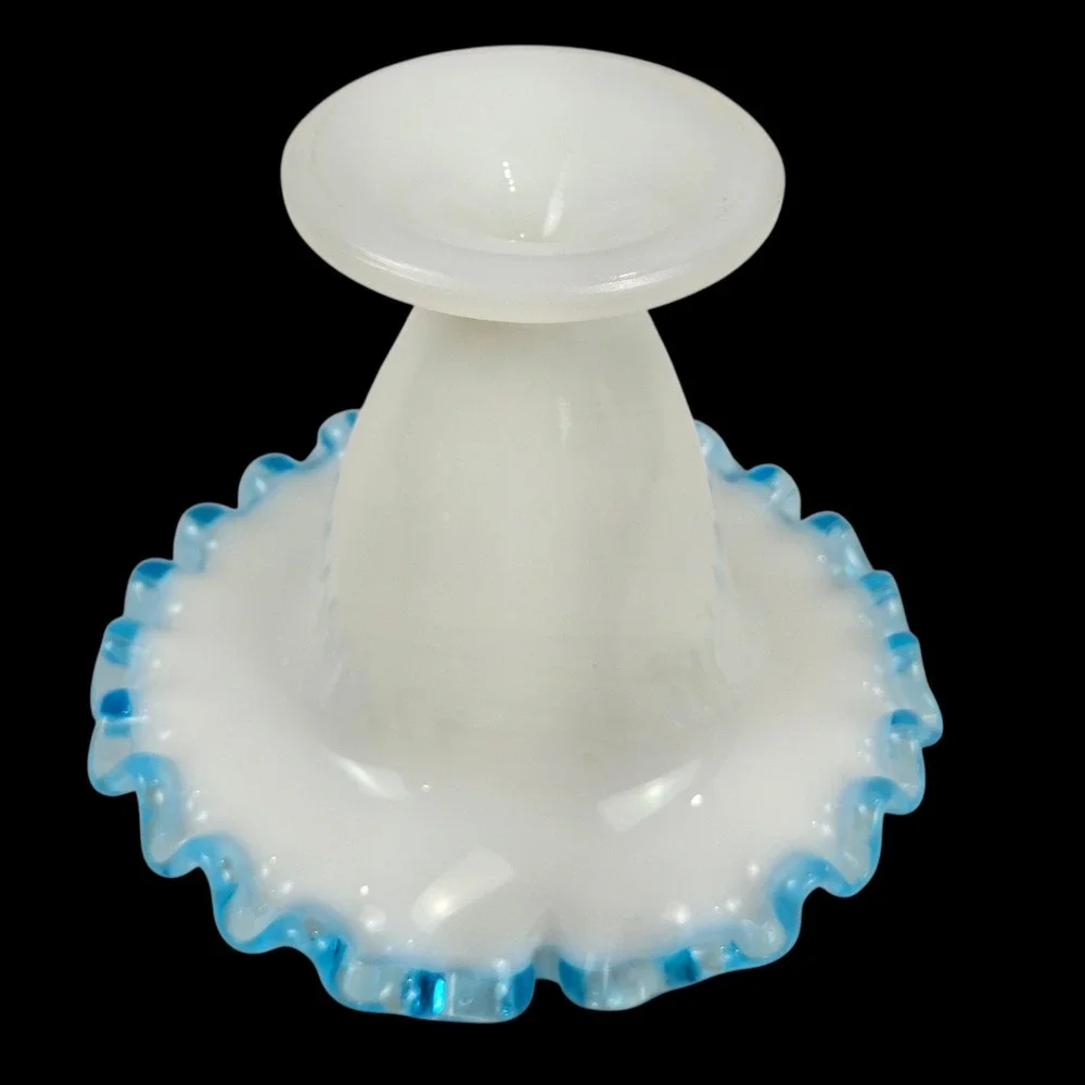 Vintage Fenton Milk Glass Ruffled Fan Edge Aqua Blue Crest Bud Vase MINT COND